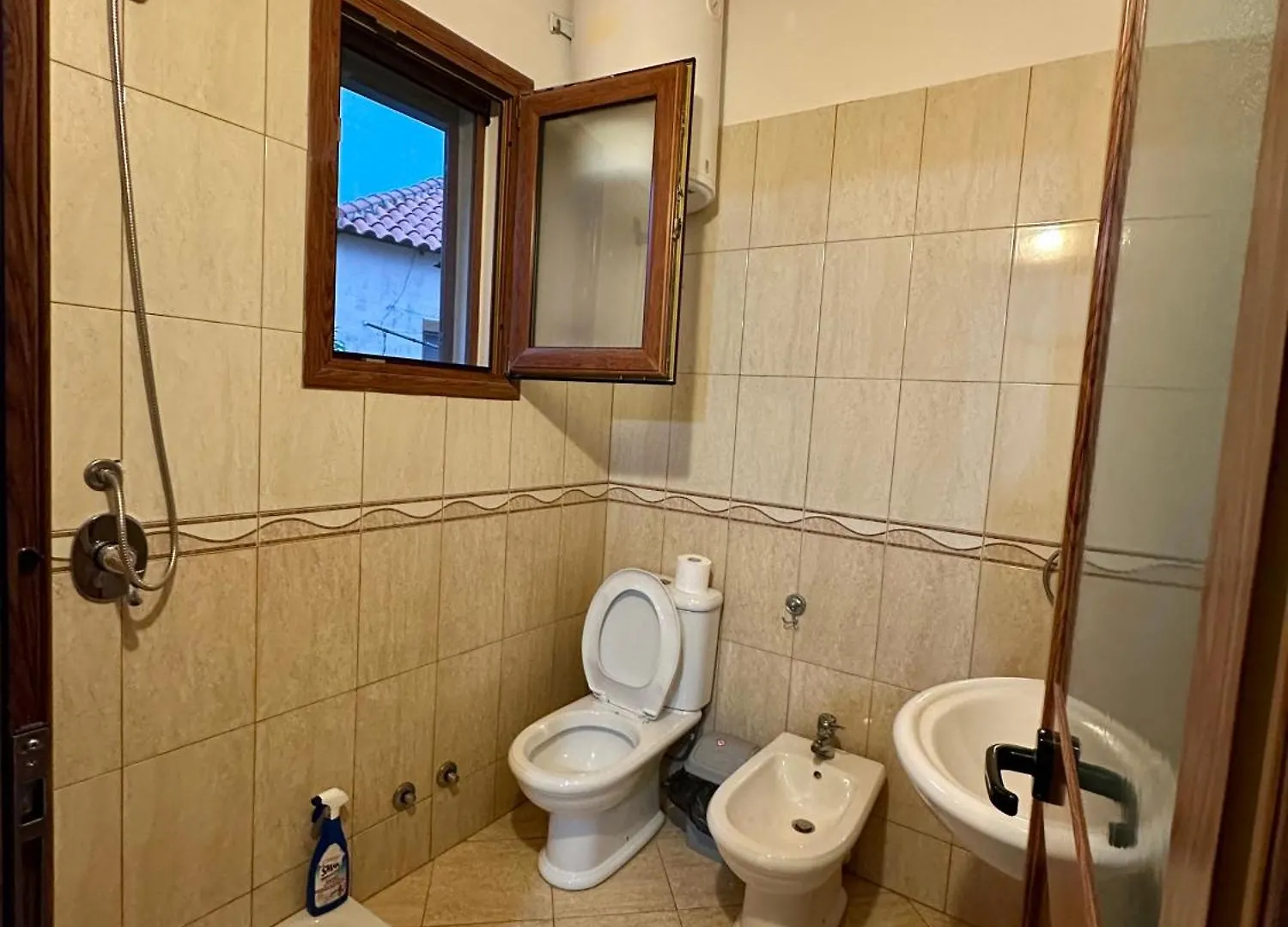 Magnus Apartments Dukat 0*,  Albania